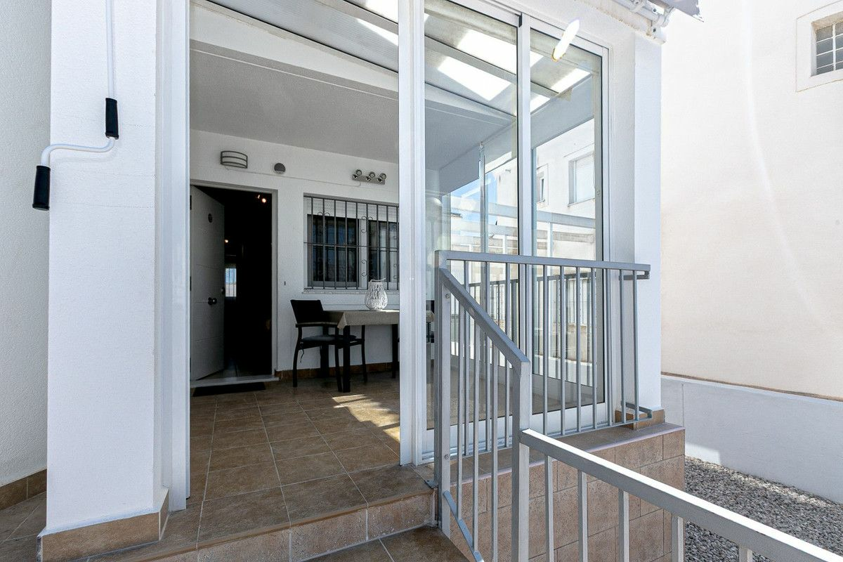 4-bedroom Villa In Formentera Del Segura, Spain (143 M²)