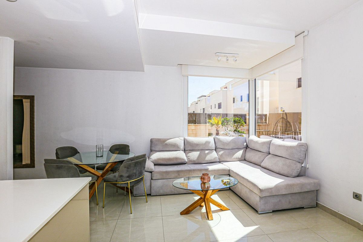 3-bedroom Villa In Rojales, Spain (101 M²)