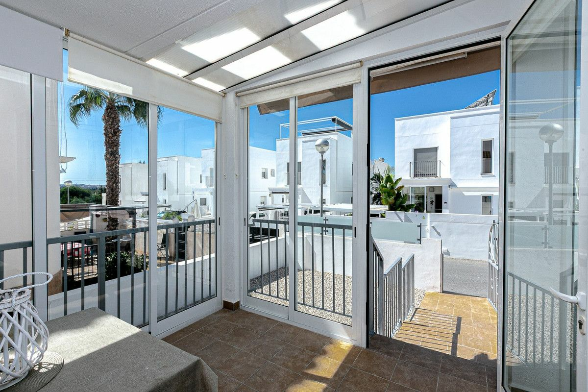 4-bedroom Villa In Formentera Del Segura, Spain (143 M²)