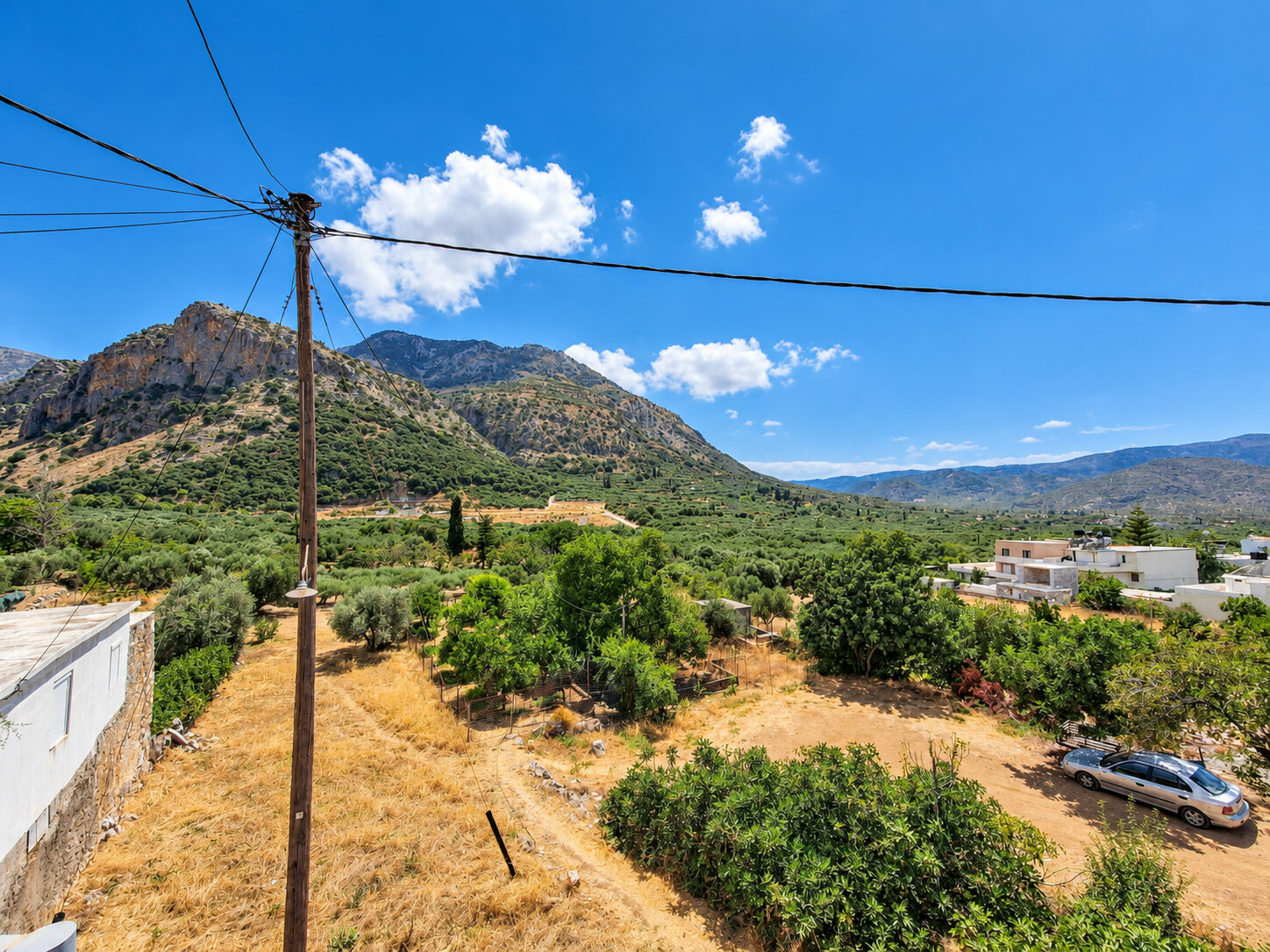 HHG-H1 photo processed (13) Modern 3-4 Bedroom Stone House With Lovely Views In Charming Cretan Village
