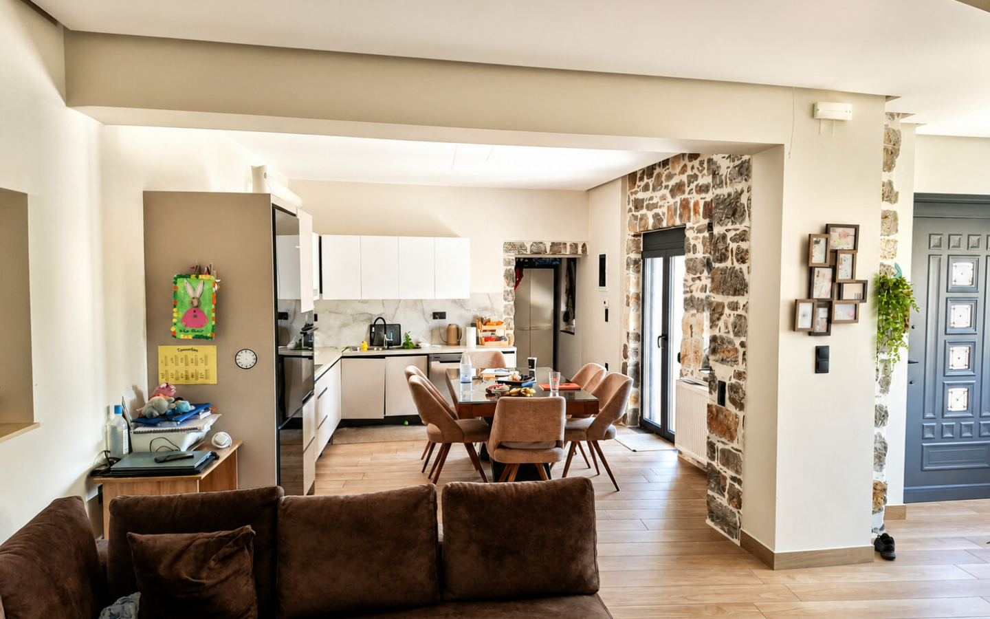 Modern 3-4 Bedroom Stone House With Lovely Views In Charming Cretan Village