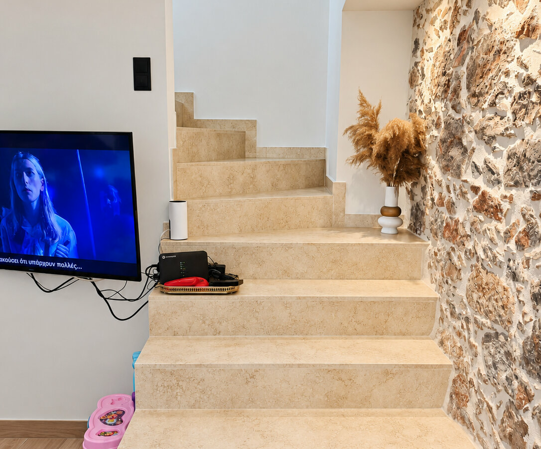 Modern 3-4 Bedroom Stone House With Lovely Views In Charming Cretan Village