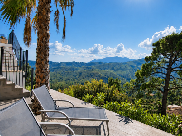 Panoramic Mediterranean Villa In Montemayor, BenahavÍs