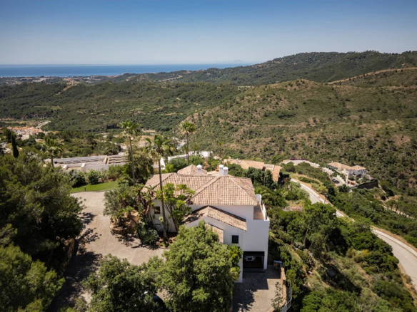 Panoramic Mediterranean Villa In Montemayor, BenahavÍs