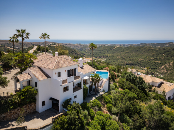 Panoramic Mediterranean Villa In Montemayor, BenahavÍs