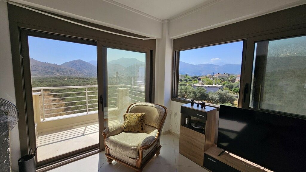 2-bedroom Flat In Mallia, Greece (70 M²)