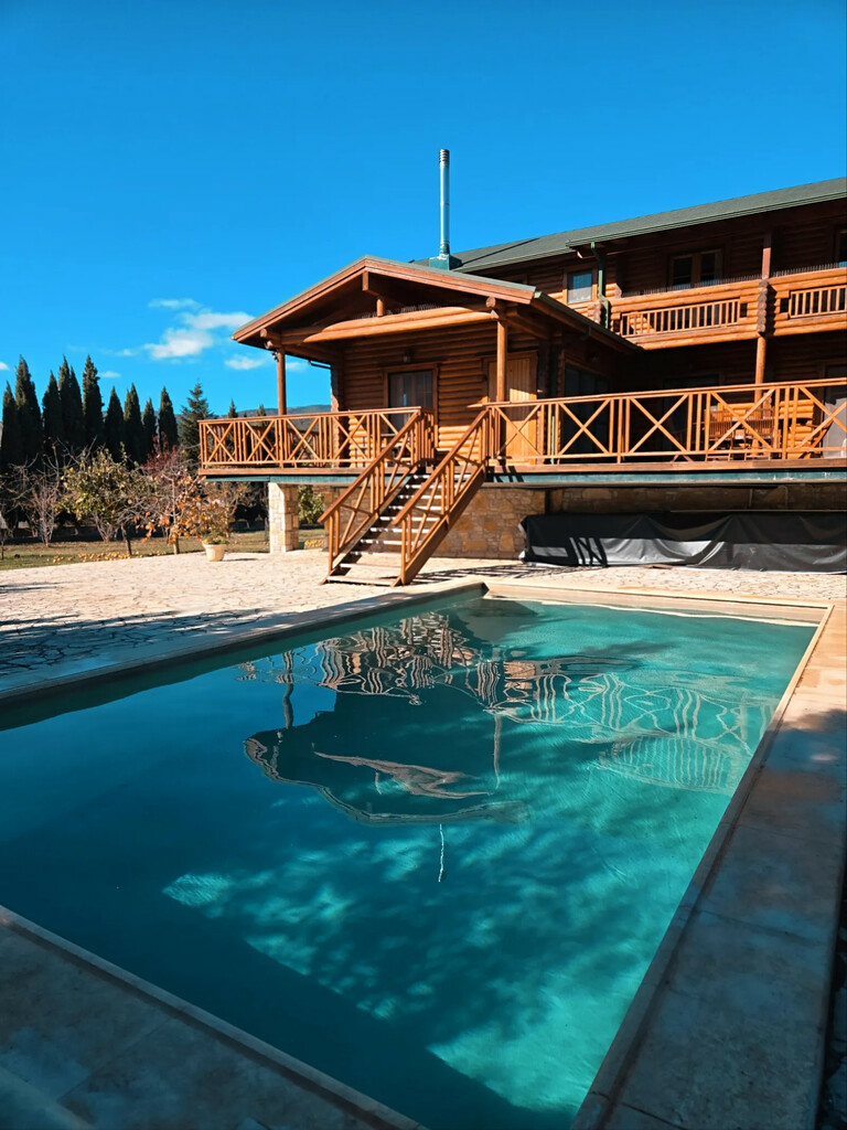 ap42iqzzb53-b1f7dc Detached House 420 M2 In Kalavrita, Greece
