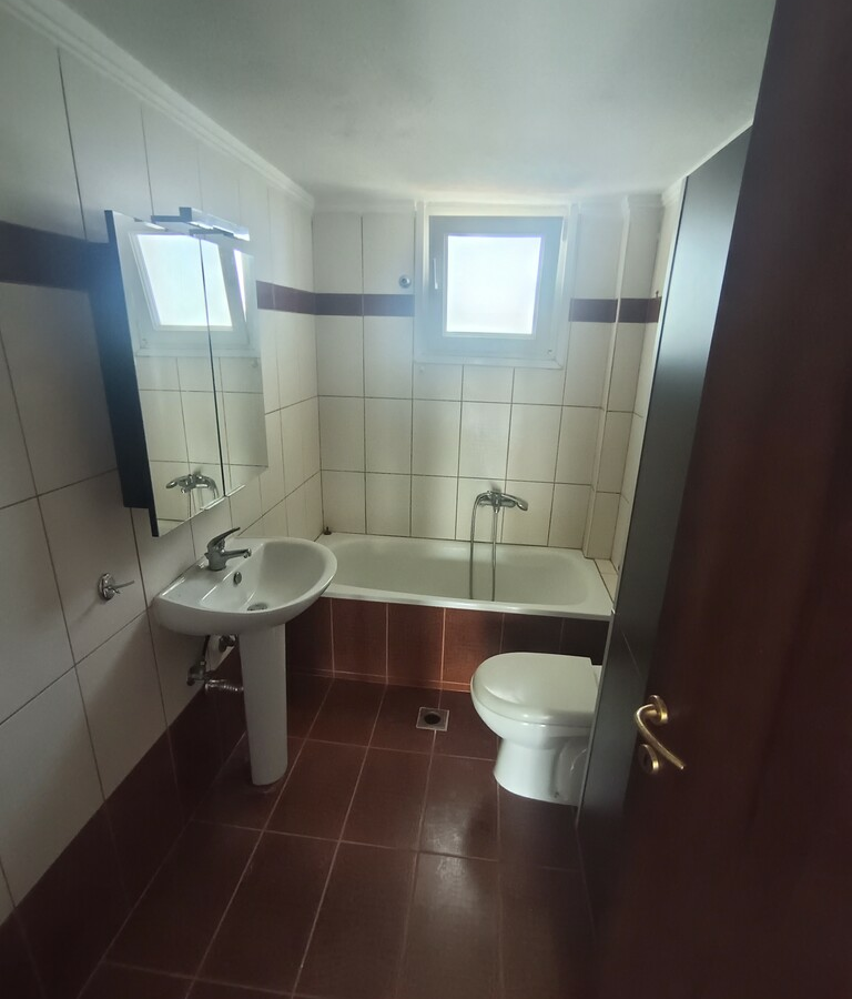 2-bedroom Flat In Vasilika, Greece (75 M²)