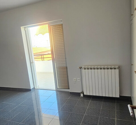 Flat 118 M2 In Lavrio, Greece