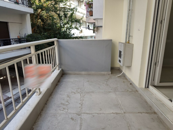 Flat 80 M2 In Faliro – Ippokratio, Greece
