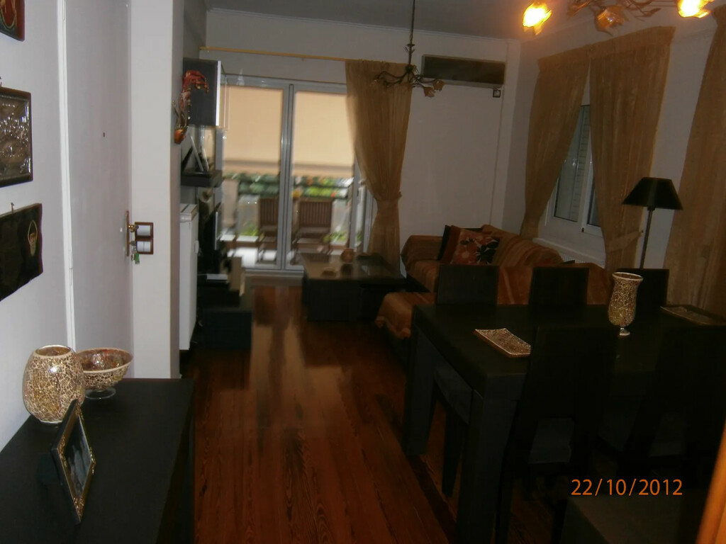Flat 71 M2 In Voula, Greece