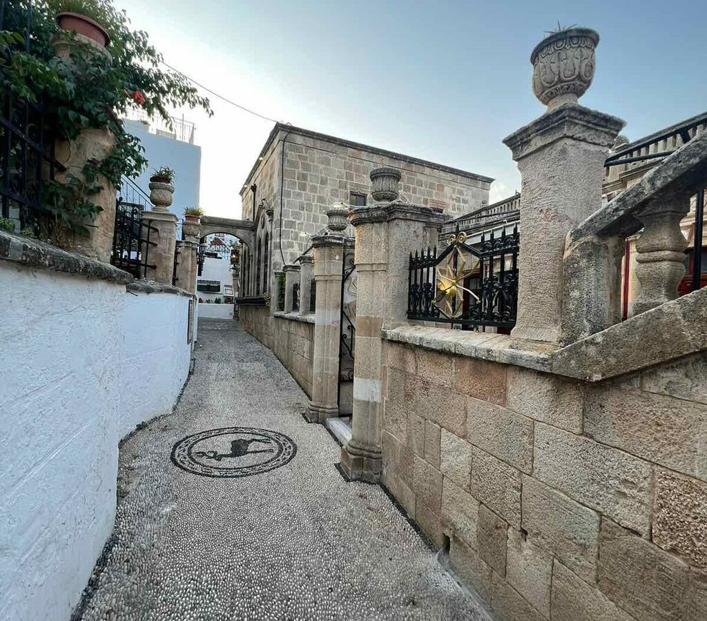 Business In Rhodes, Greece (500 M²)