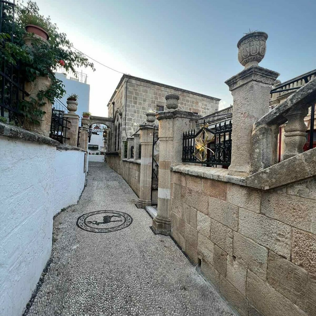 Business In Rhodes, Greece (500 M²)