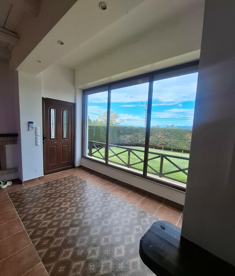 2-bedroom Detached House In Com. Skalas Oropou, Greece (165 M²)