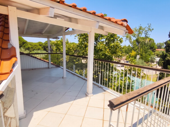 5-bedroom Villa In Sithonia, Greece (260 M²)