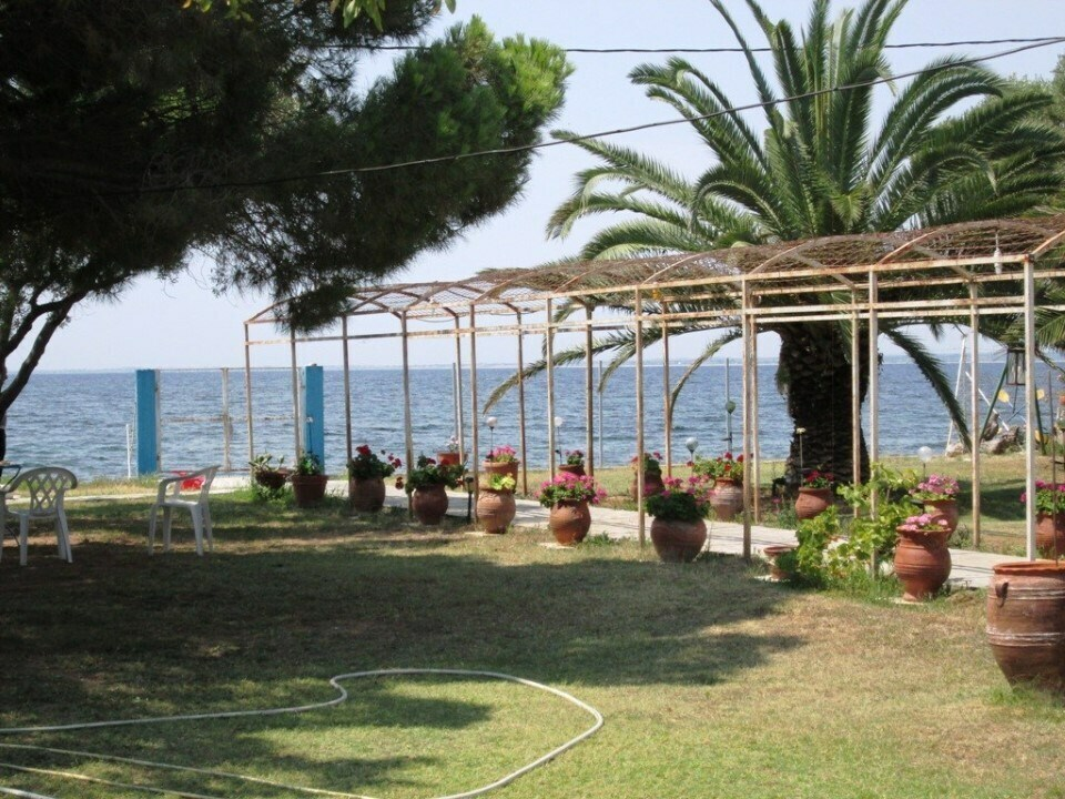 2-bedroom Detached House In Poligiros, Greece (60 M²)