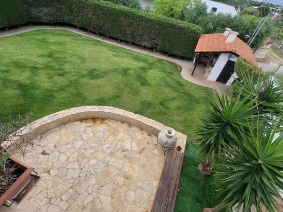 2-bedroom Detached House In Com. Skalas Oropou, Greece (165 M²)