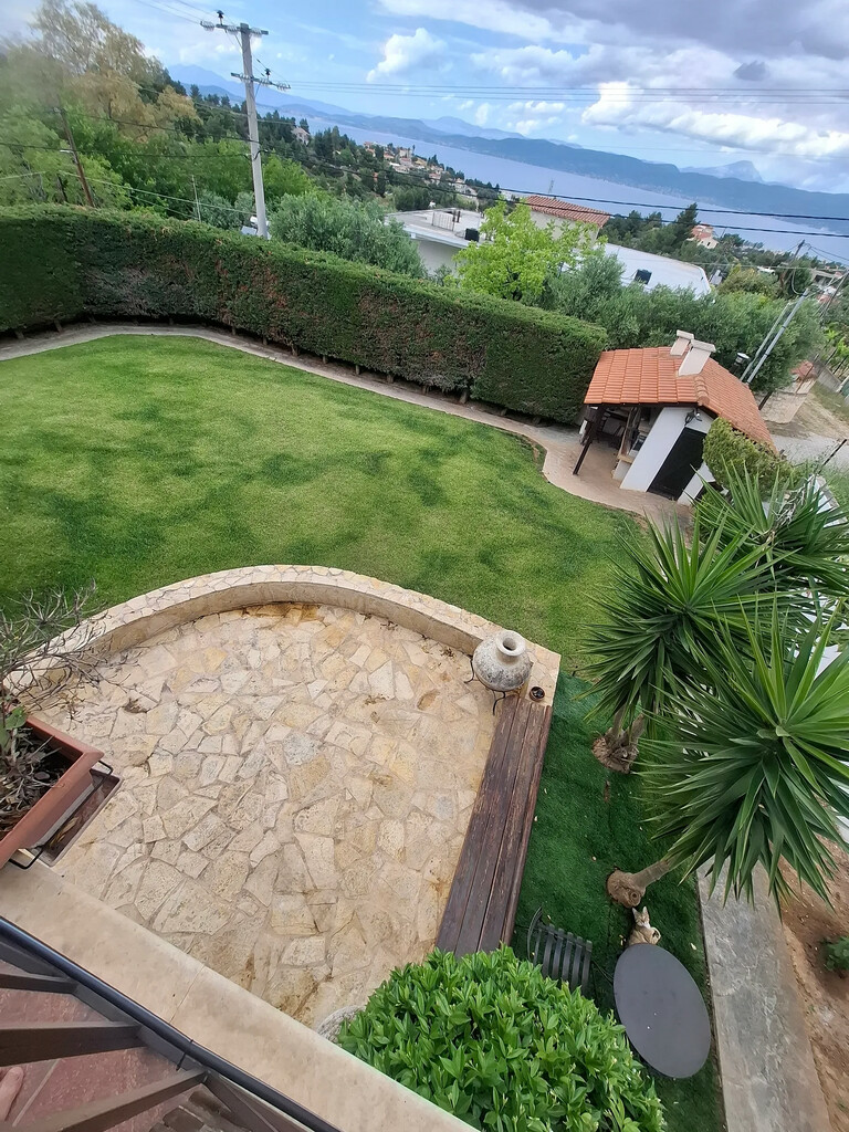 2-bedroom Detached House In Com. Skalas Oropou, Greece (165 M²)