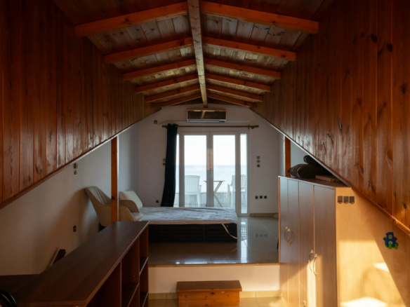 2-bedroom Maisonette In Xilokastro, Greece (75 M²)