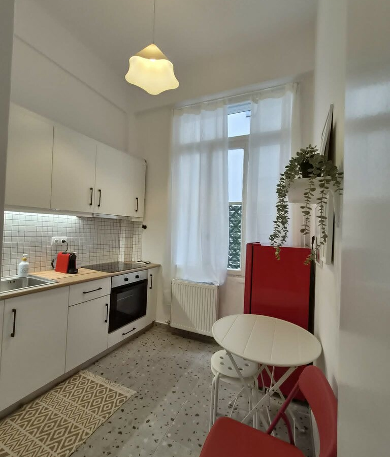 Flat 65 M2 In Kipseli, Greece