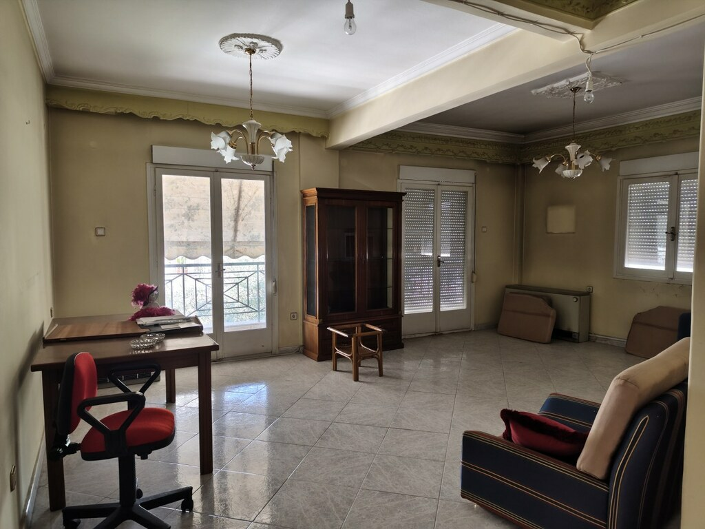 Building 400 M2 In Stavroupoli, Greece