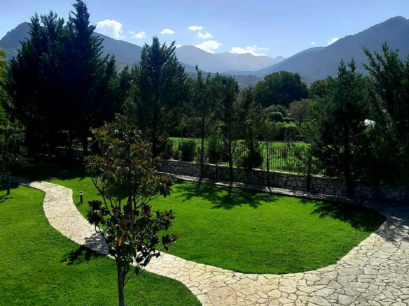 Detached House 420 M2 In Kalavrita, Greece