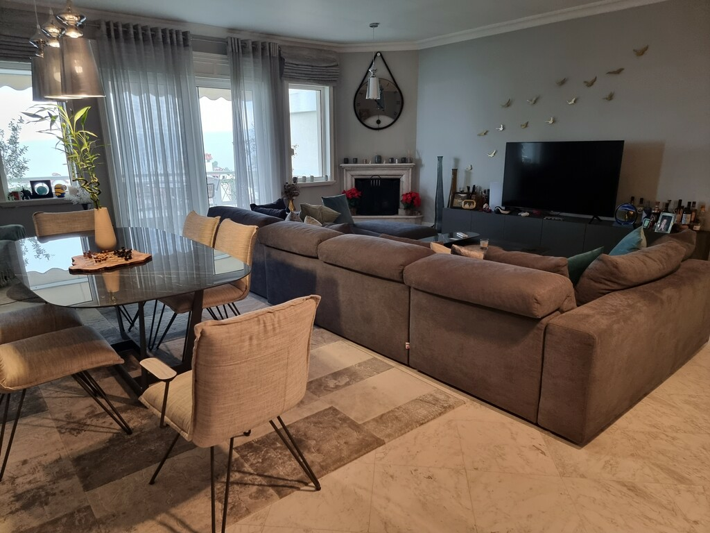 2-bedroom Maisonette In Panorama, Greece (230 M²)