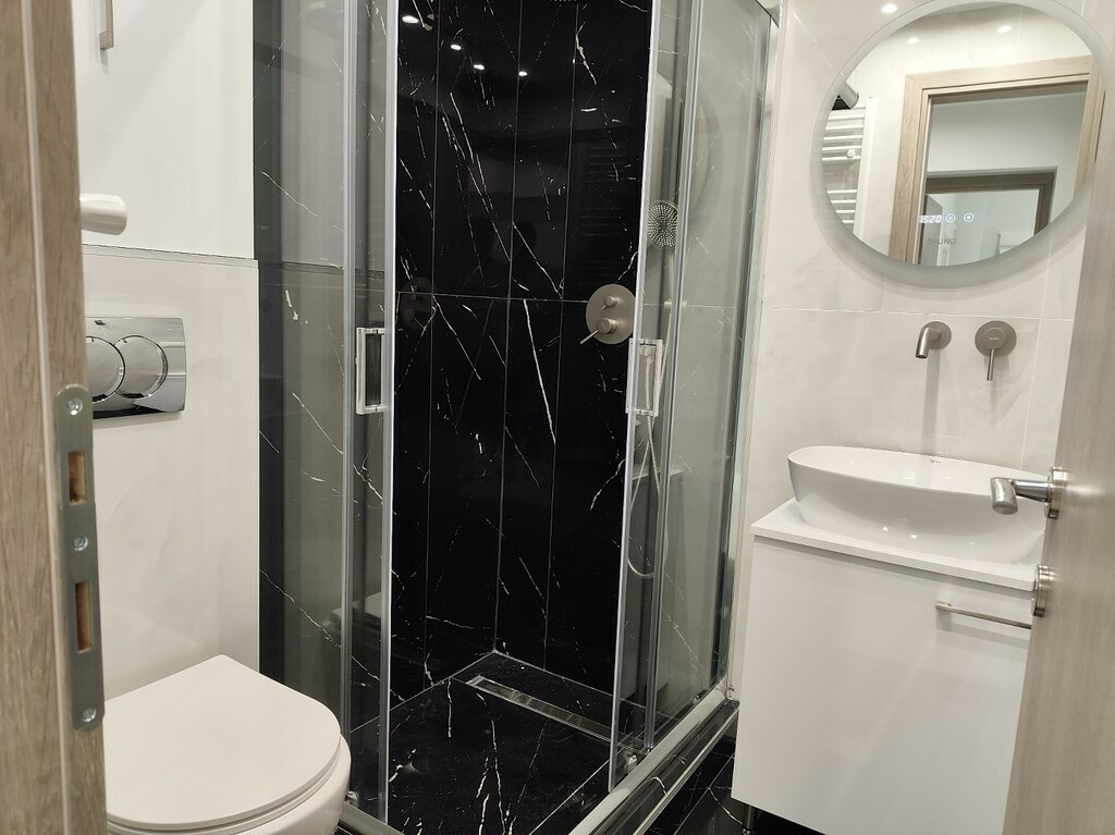 Flat 80 M2 In Faliro – Ippokratio, Greece