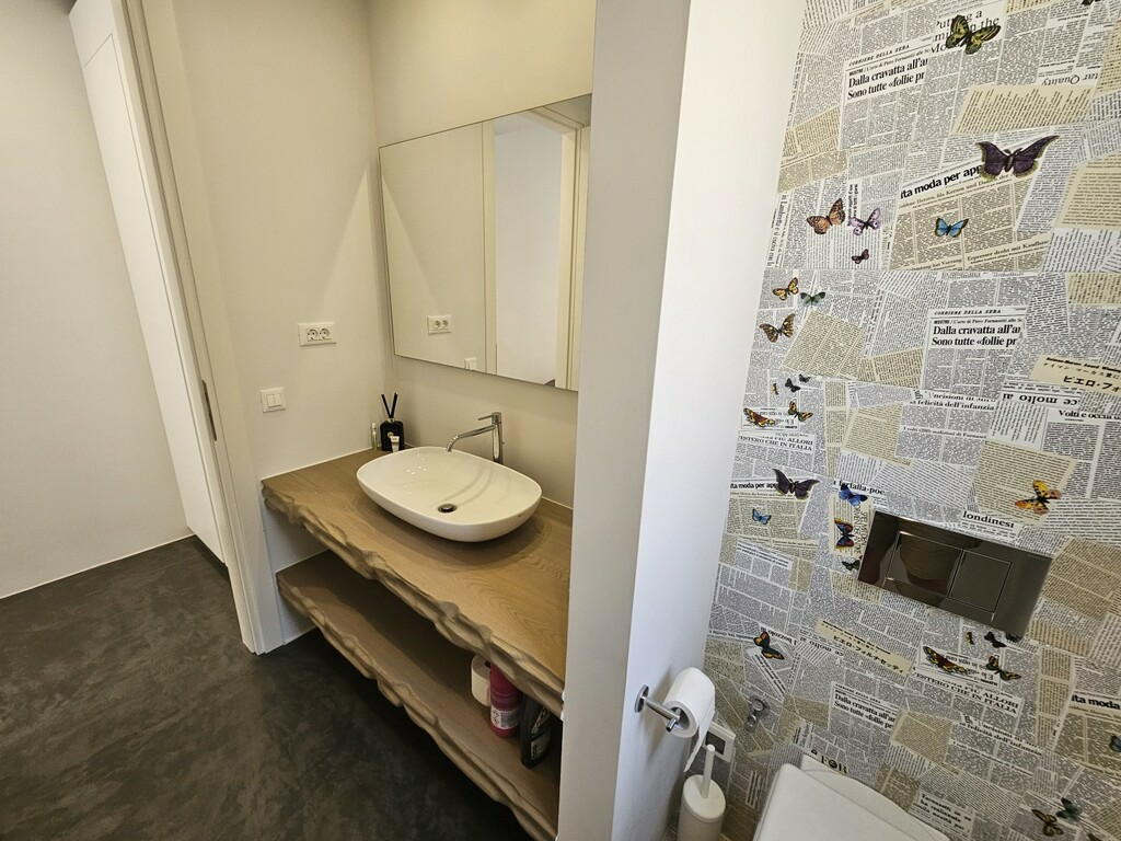 4-bedroom Villa In Agios Nikolaos, Greece (290 M²)
