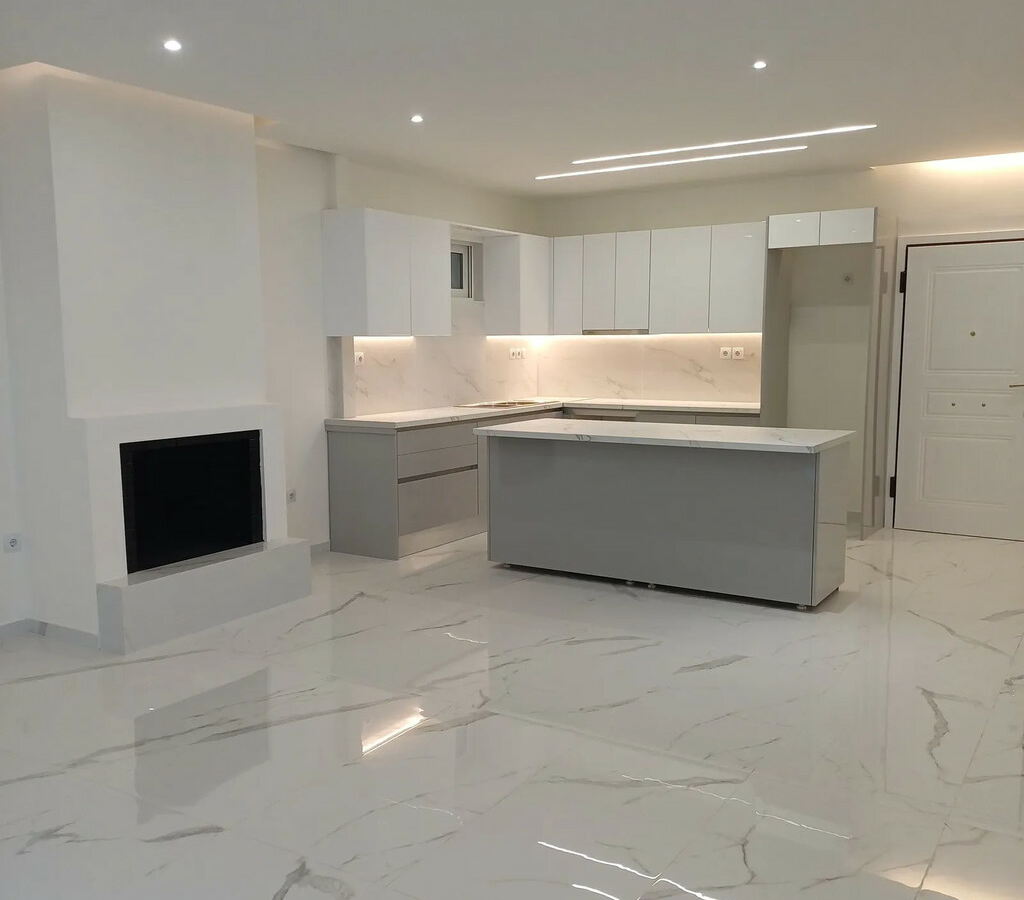 Flat 119 M2 In Alimos, Greece