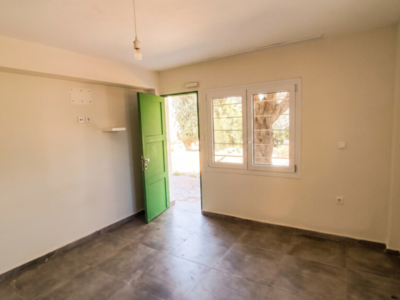 5-bedroom Villa In Sithonia, Greece (260 M²)