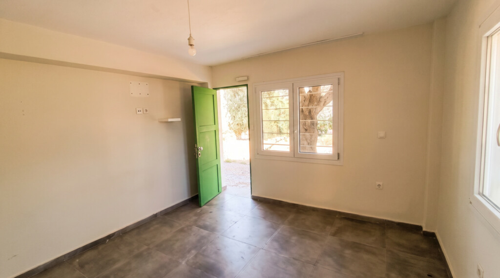 5-bedroom Villa In Sithonia, Greece (260 M²)