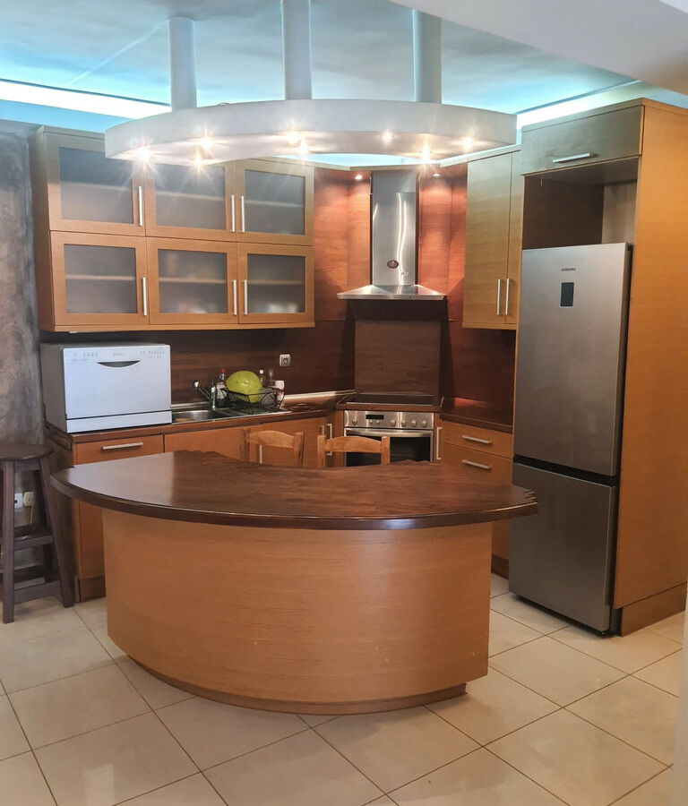 Flat 98 M2 In Glyfada, Greece
