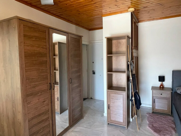 Maisonette In Artemida (loutsa), Greece (250 M²)