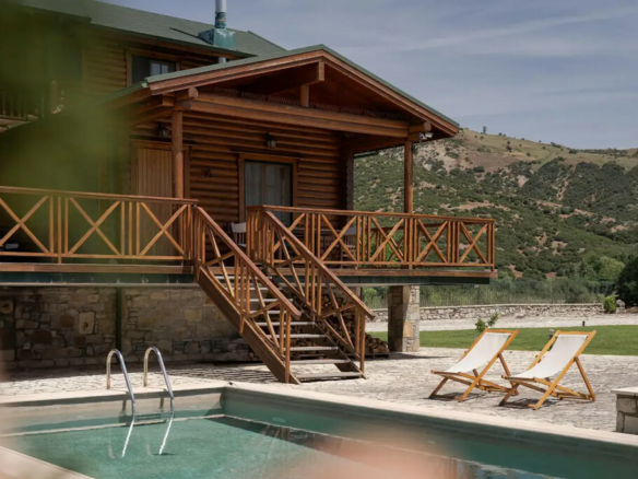 Detached House 420 M2 In Kalavrita, Greece