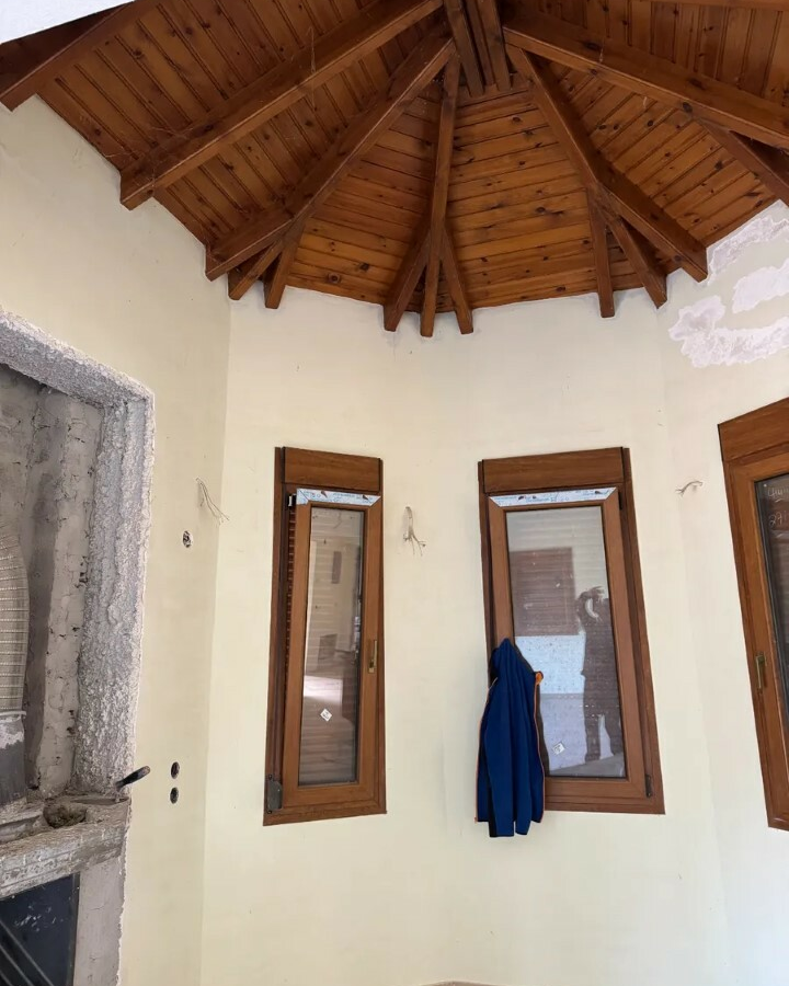 Detached House In Michaniona, Greece (310 M²)