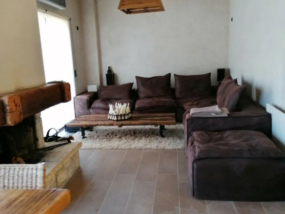 3-bedroom Villa In Loutraki-perachora, Greece (300 M²)
