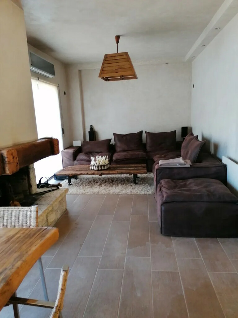 3-bedroom Villa In Loutraki-perachora, Greece (300 M²)