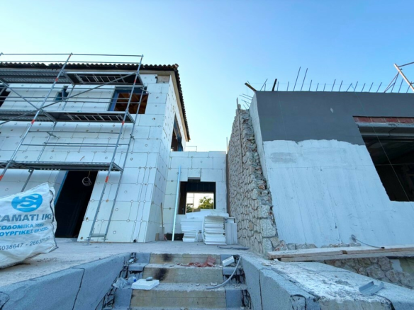 4-bedroom Villa In Corfu, Greece (360 M²)