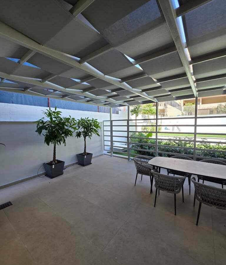 Maisonette 77 M2 In Voula, Greece