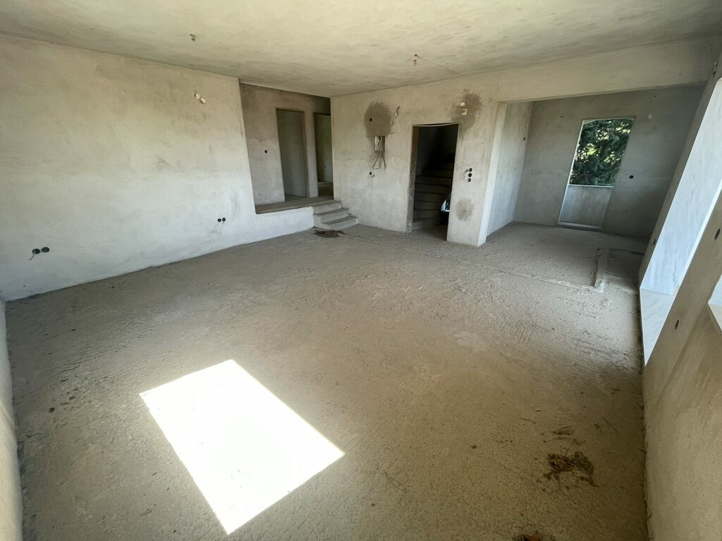 Building In Kavala, Greece (365 M²)