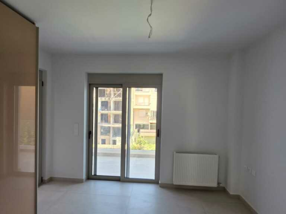 Flat 74 M2 In Voula, Greece