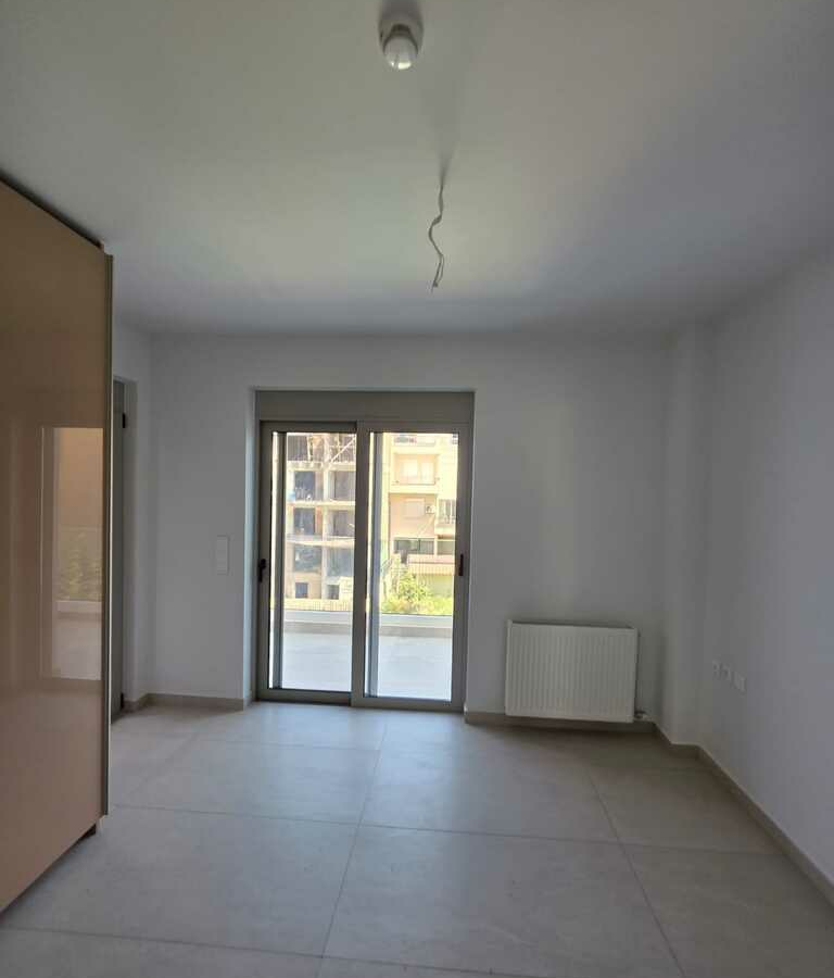 Flat 74 M2 In Voula, Greece