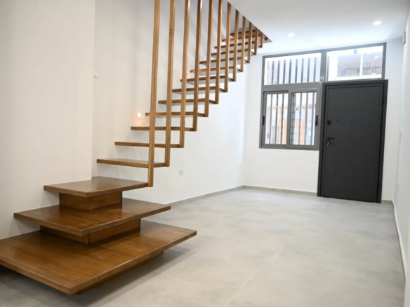 1-bedroom Duplex In Kalamaria, Greece (50 M²)