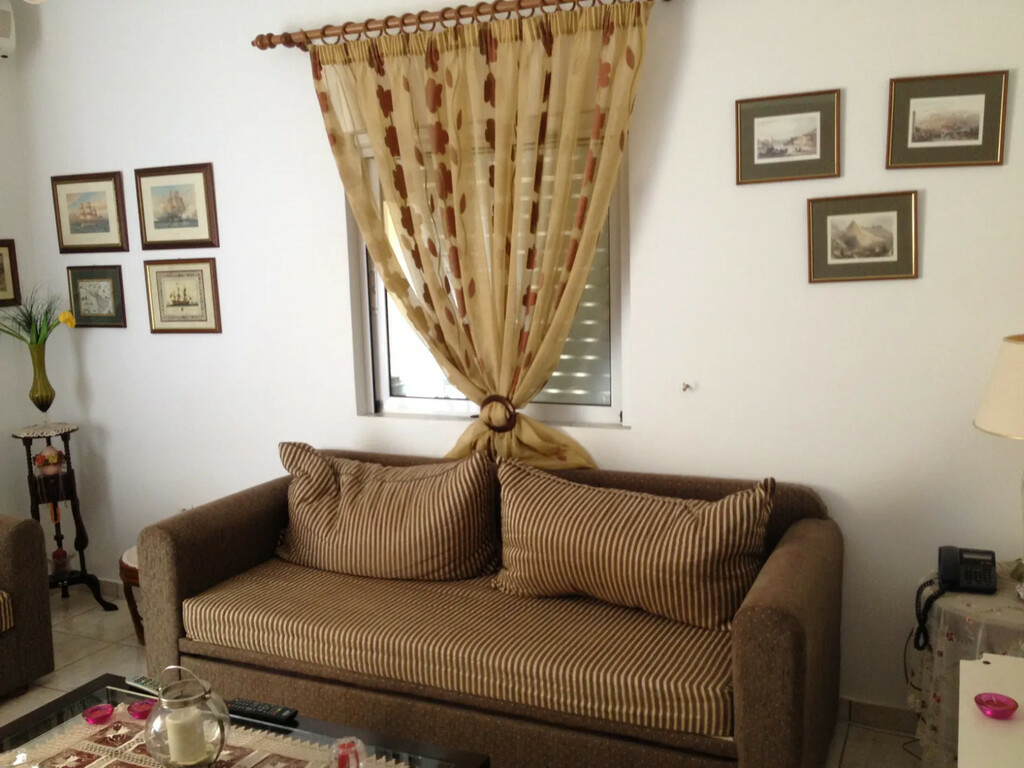 Flat 60 M2 In Saronikos, Greece