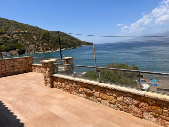 3-bedroom Villa In Loutraki-perachora, Greece (300 M²)