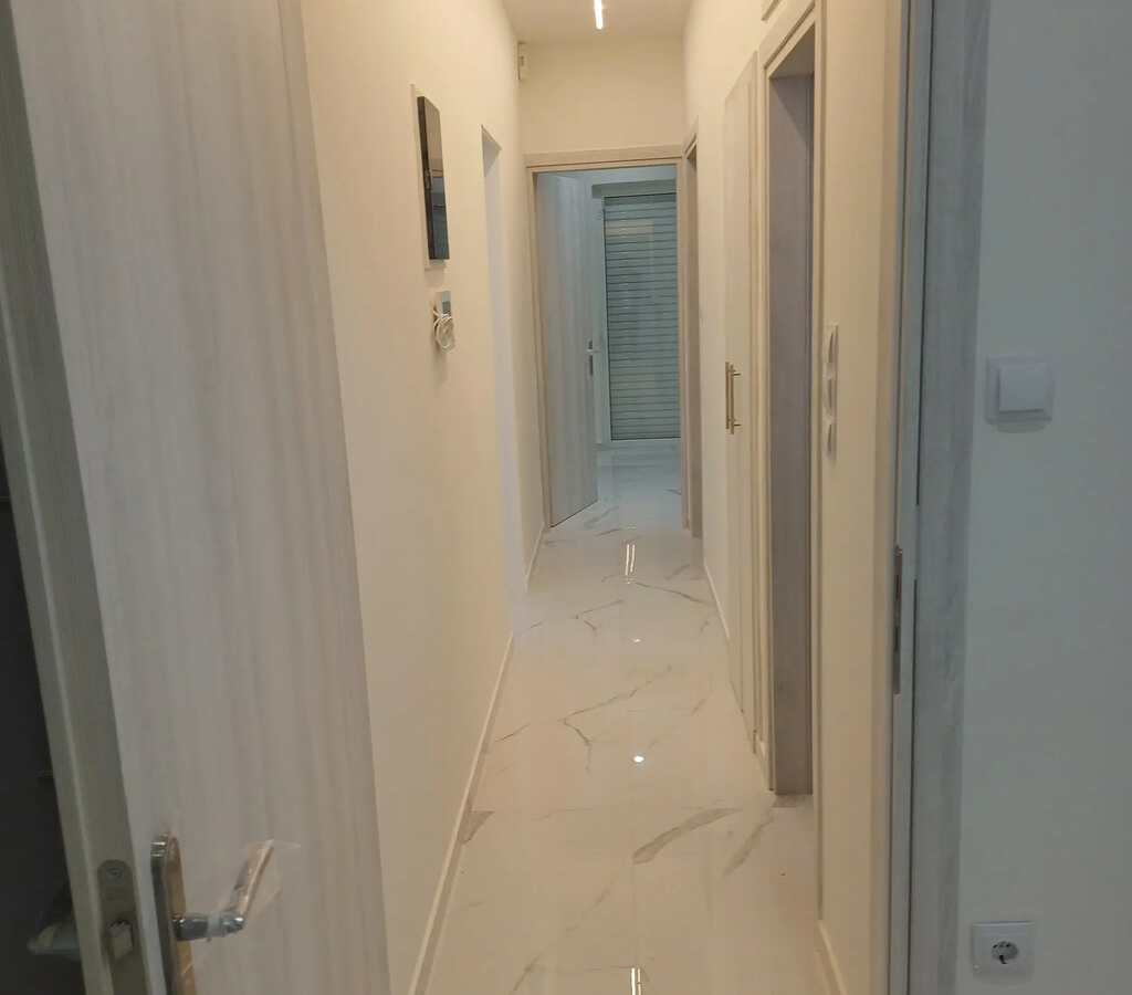 Flat 119 M2 In Alimos, Greece