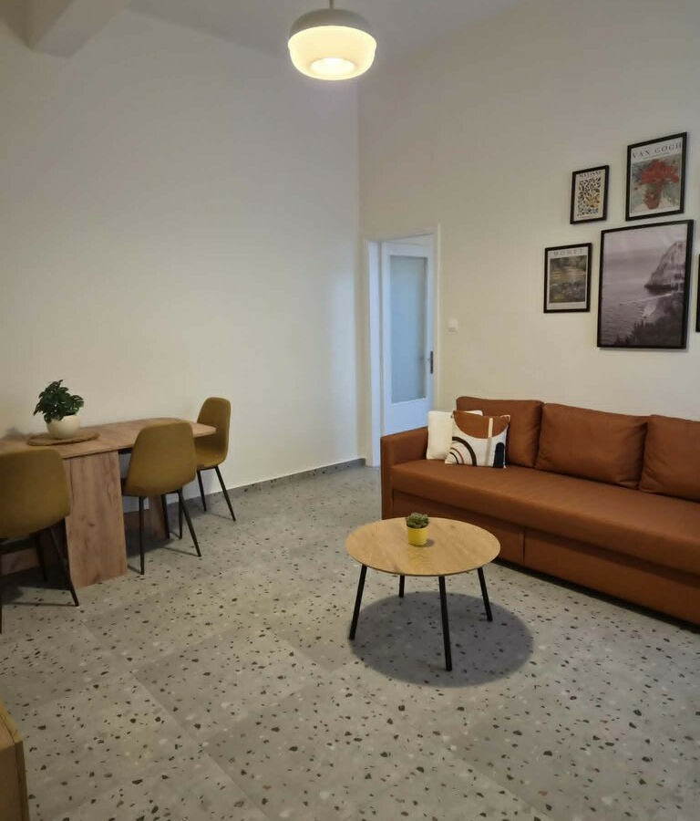 Flat 65 M2 In Kipseli, Greece