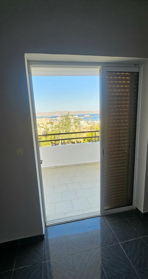 Flat 118 M2 In Lavrio, Greece