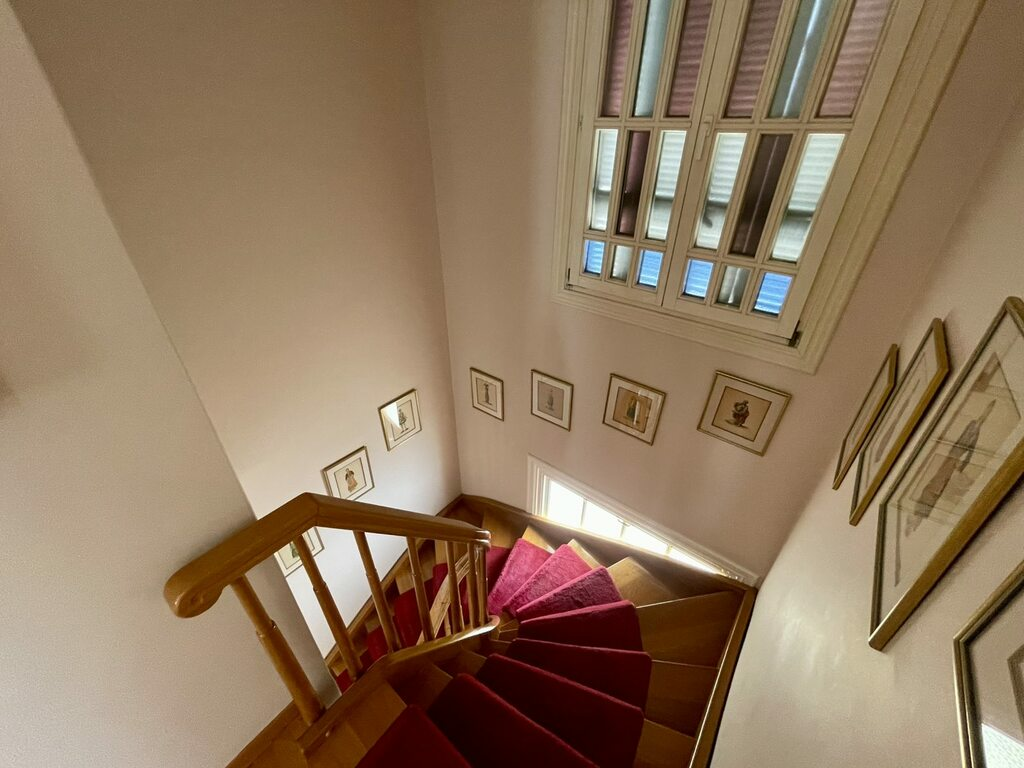 Detached House In Kavala, Greece (300 M²)